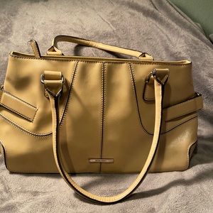 Nine West beige purse